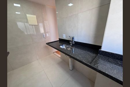 Cozinha de apartamento para alugar com 2 quartos, 44m² em Recreio, Rio de Janeiro