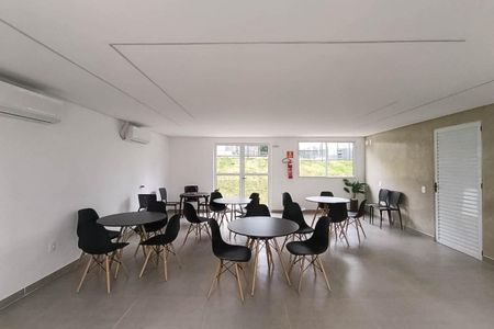 Apartamento para alugar com 40m², 2 quartos e sem vaga Apartamento para alugar com 40m², 2 quartos e sem vagaÁrea comum - Salão de festas