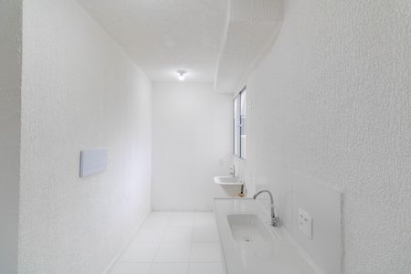 Apartamento para alugar com 40m², 2 quartos e sem vaga Apartamento para alugar com 40m², 2 quartos e sem vagaCozinha e Área de Serviço
