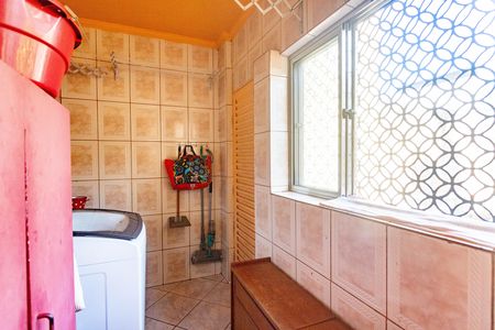 Casa à venda com 290m², 3 quartos e 3 vagas Casa à venda com 290m², 3 quartos e 3 vagasÁrea de serviço