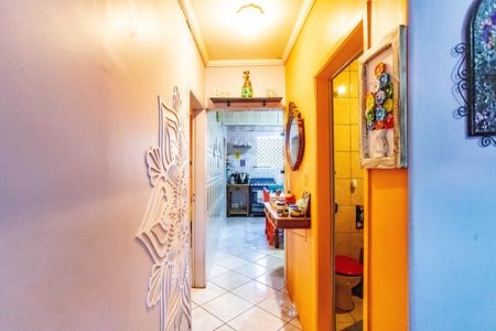 Casa à venda com 290m², 3 quartos e 3 vagas Casa à venda com 290m², 3 quartos e 3 vagasCorredor