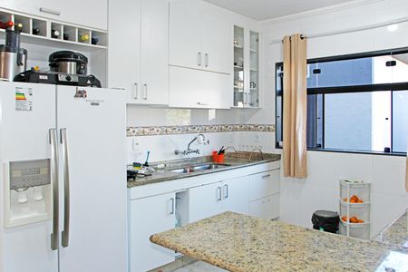 Casa de Condomínio à venda com 3 quartos, 400m² em Condominio Residencial Terras do Caribe, Valinhos