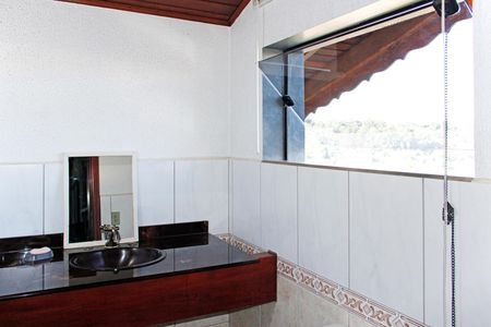 Casa de Condomínio à venda com 3 quartos, 400m² em Condominio Residencial Terras do Caribe, Valinhos