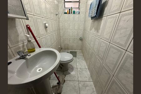 Casa à venda com 206m², 2 quartos e 1 vaga Casa à venda com 206m², 2 quartos e 1 vagaBanheiro Social