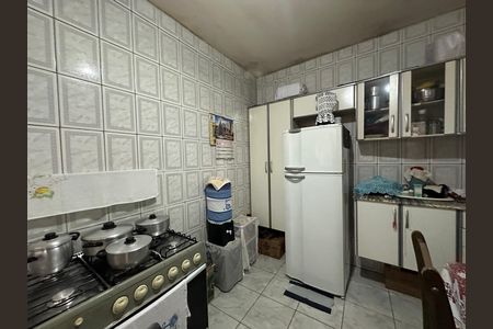 Casa à venda com 206m², 2 quartos e 1 vaga Casa à venda com 206m², 2 quartos e 1 vagaCozinha