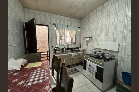 Casa à venda com 206m², 2 quartos e 1 vaga Casa à venda com 206m², 2 quartos e 1 vagaCozinha