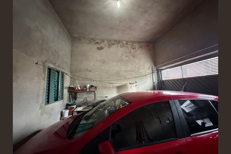 Casa à venda com 206m², 2 quartos e 1 vaga Casa à venda com 206m², 2 quartos e 1 vagaGaragem