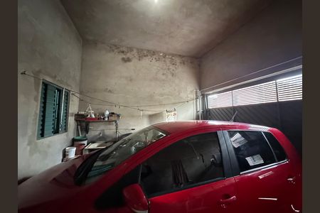 Garagem de casa à venda com 2 quartos, 206m² em Parque Imperial, Barueri