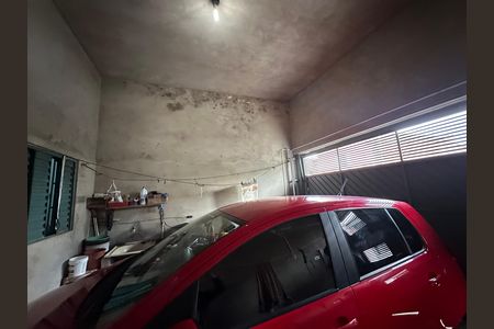 Garagem de casa à venda com 2 quartos, 206m² em Parque Imperial, Barueri