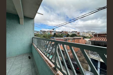 Casa à venda com 206m², 2 quartos e 1 vaga Casa à venda com 206m², 2 quartos e 1 vagaVaranda da Sala