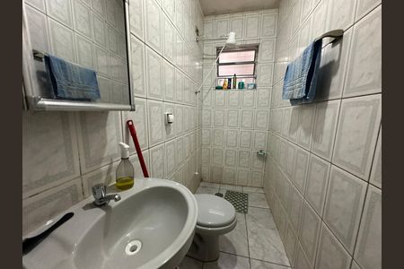 Casa à venda com 206m², 2 quartos e 1 vaga Casa à venda com 206m², 2 quartos e 1 vagaBanheiro Social