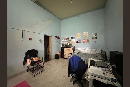 Casa à venda com 206m², 2 quartos e 1 vaga Casa à venda com 206m², 2 quartos e 1 vagaSuíte