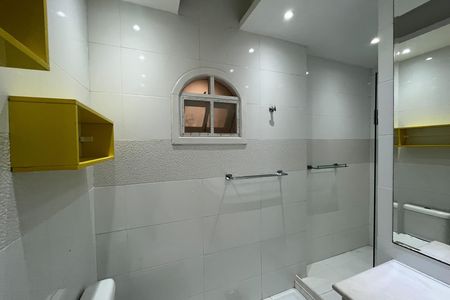 Casa para alugar com 220m², 3 quartos e 2 vagas Casa para alugar com 220m², 3 quartos e 2 vagasBanheiro 2