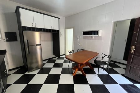 Cozinha de casa para alugar com 3 quartos, 220m² em Jardim Guanabara, Rio de Janeiro