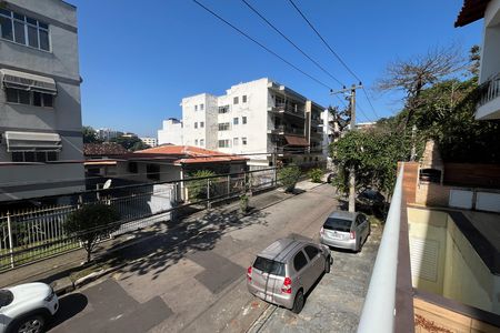 Casa para alugar com 220m², 3 quartos e 2 vagas Casa para alugar com 220m², 3 quartos e 2 vagasVista da rua
