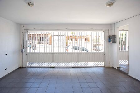 Garagem de casa para alugar com 3 quartos, 198m² em Conceição, Diadema