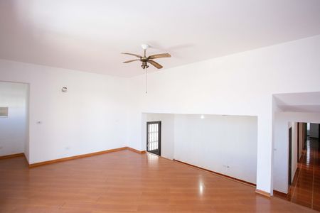 Casa para alugar com 198m², 3 quartos e 2 vagasSala de TV