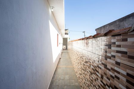Corredor de casa para alugar com 3 quartos, 198m² em Conceição, Diadema