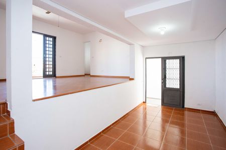Casa para alugar com 3 quartos, 198m² em Conceição, Diadema