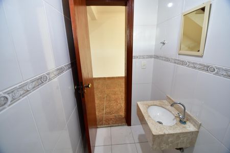 Casa para alugar com 237m², 3 quartos e 6 vagasLavabo