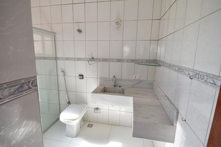 Banheiro Suíte de casa para alugar com 3 quartos, 237m² em Jardim Quarto Centenário, Campinas