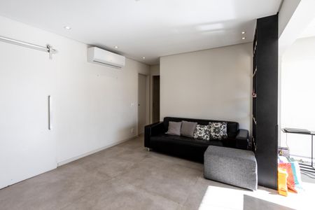Sala de apartamento para alugar com 3 quartos, 100m² em Água Branca, São Paulo