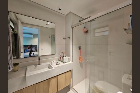 Apartamento para alugar com 320m², 3 quartos e 4 vagas Apartamento para alugar com 320m², 3 quartos e 4 vagasBanheiro da Suíte 1