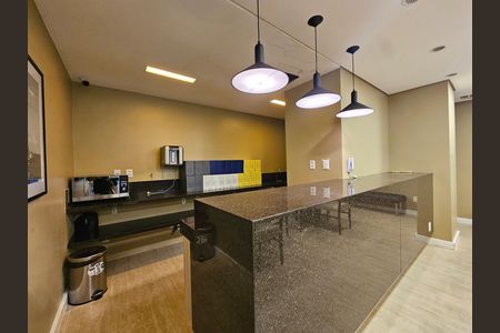 Apartamento para alugar com 320m², 3 quartos e 4 vagas Apartamento para alugar com 320m², 3 quartos e 4 vagasÁrea comum - Salão de festas