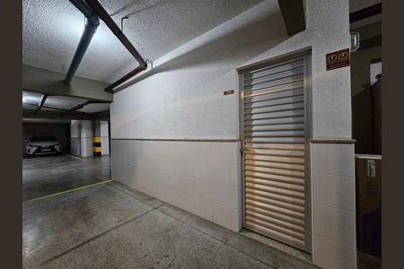 Apartamento para alugar com 320m², 3 quartos e 4 vagas Apartamento para alugar com 320m², 3 quartos e 4 vagasdeposito