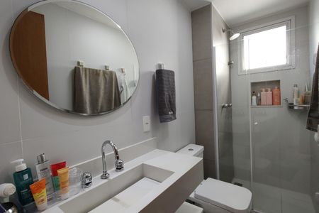 Apartamento à venda com 101m², 3 quartos e 2 vagas Apartamento à venda com 101m², 3 quartos e 2 vagasBanheiro Social