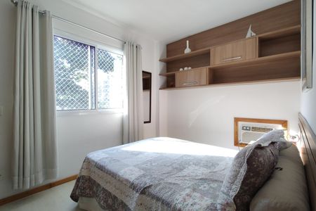 Apartamento à venda com 101m², 3 quartos e 2 vagas Apartamento à venda com 101m², 3 quartos e 2 vagasQuarto 2 - Armários