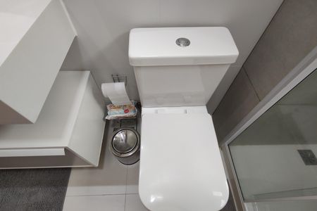 Apartamento à venda com 101m², 3 quartos e 2 vagas Apartamento à venda com 101m², 3 quartos e 2 vagasBanheiro Social