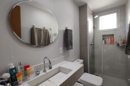 Apartamento à venda com 101m², 3 quartos e 2 vagas Apartamento à venda com 101m², 3 quartos e 2 vagasBanheiro Social