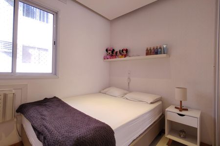Apartamento à venda com 101m², 3 quartos e 2 vagas Apartamento à venda com 101m², 3 quartos e 2 vagasQuarto 1
