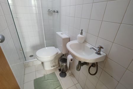 Apartamento à venda com 101m², 3 quartos e 2 vagas Apartamento à venda com 101m², 3 quartos e 2 vagasBanheiro de serviço