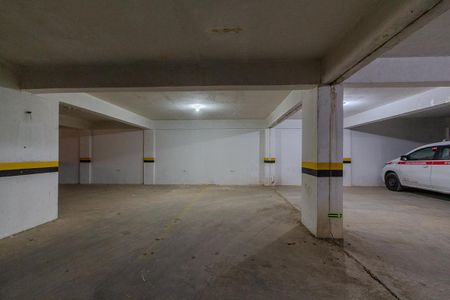 Garagem de apartamento para alugar com 3 quartos, 53m² em Cavalhada, Porto Alegre