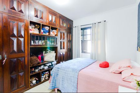 Casa para alugar com 80m², 2 quartos e 3 vagasQuarto 2