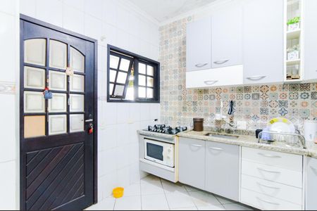 Casa para alugar com 80m², 2 quartos e 3 vagasCozinha