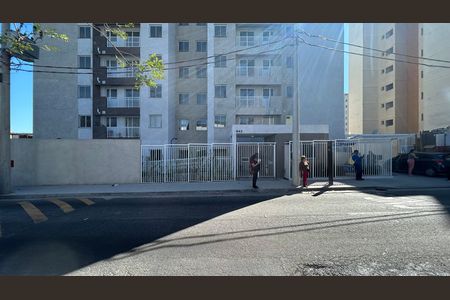 Apartamento para alugar com 39m², 2 quartos e 1 vaga Apartamento para alugar com 39m², 2 quartos e 1 vagaFachada