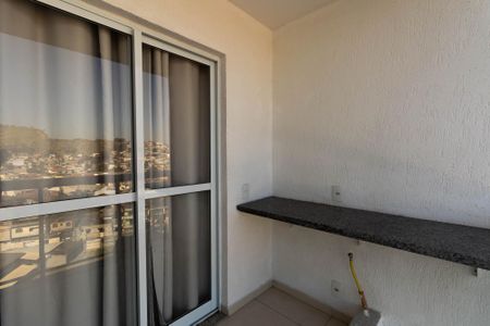 Varanda da Sala de apartamento para alugar com 2 quartos, 59m² em Mutondo, São Gonçalo