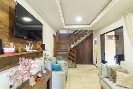 Sala de casa à venda com 4 quartos, 115m² em Umbará, Curitiba