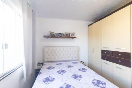 Casa à venda com 115m², 4 quartos e 2 vagas Casa à venda com 115m², 4 quartos e 2 vagasQuarto 3