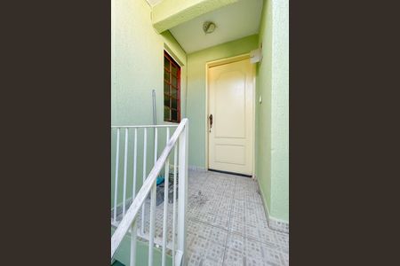 Entrada de casa para alugar com 2 quartos, 70m² em Cidade das Flores, Osasco