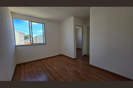 Sala de apartamento para alugar com 2 quartos, 41m² em Serra Dourada, Vespasiano