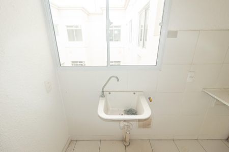 Apartamento para alugar com 40m², 2 quartos e 1 vaga Apartamento para alugar com 40m², 2 quartos e 1 vagaCozinha e Área de Serviço