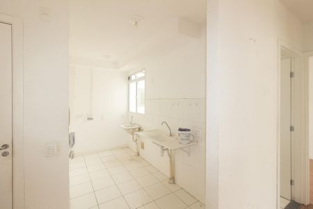 Apartamento para alugar com 40m², 2 quartos e 1 vaga Apartamento para alugar com 40m², 2 quartos e 1 vagaCozinha e Área de Serviço