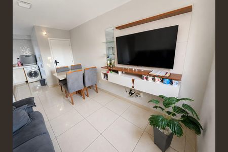 Sala de apartamento para alugar com 2 quartos, 42m² em Goiá, Goiânia