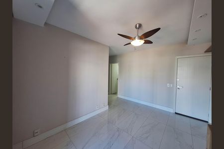 Apartamento à venda com 127m², 2 quartos e 1 vagaSala