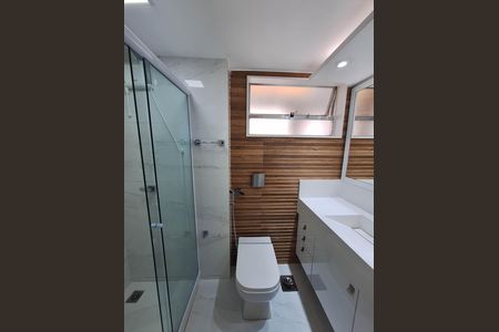 Apartamento à venda com 127m², 2 quartos e 1 vagaBanheiro Social