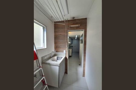 Apartamento à venda com 127m², 2 quartos e 1 vagaCozinha e Área de Serviço